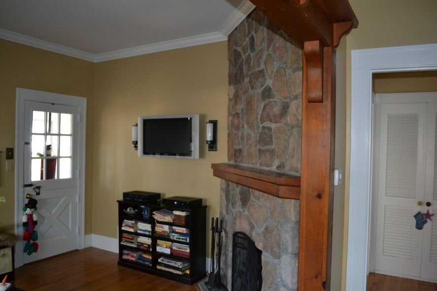 New Fireplace Mantel and Crown Molding - Monk's