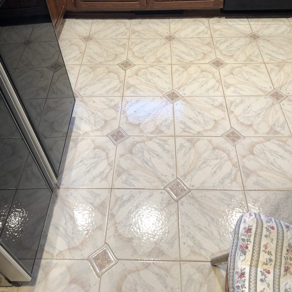 Kitchen Tile Before Replacement