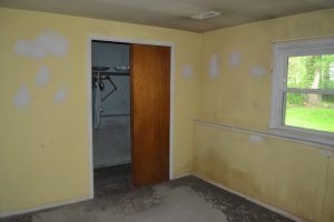 Before Interior Painting for Selling by Monk's