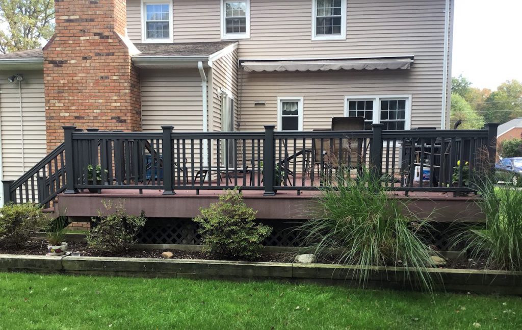 Can You Paint Composite Deck Railings, How To Paint Outdoor Railings