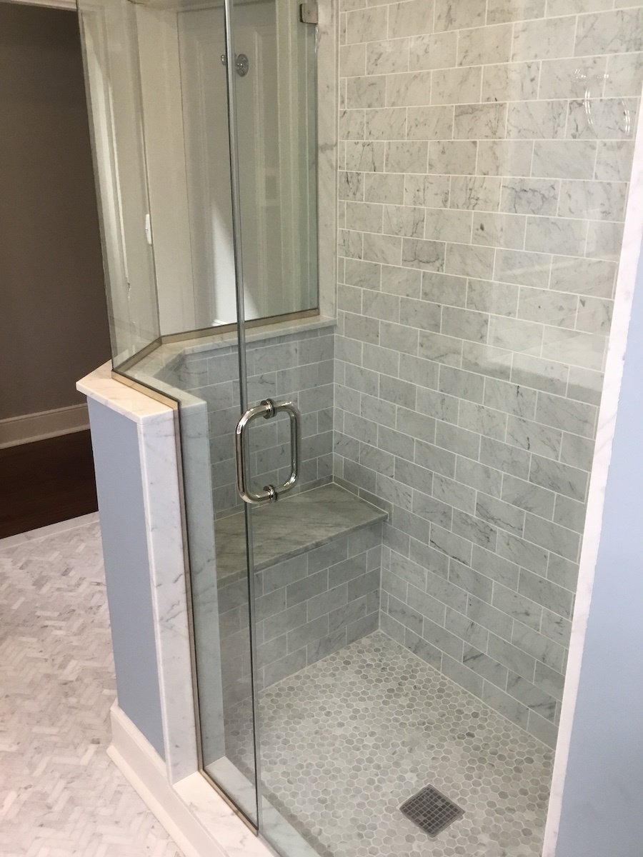 New Shower with Bench