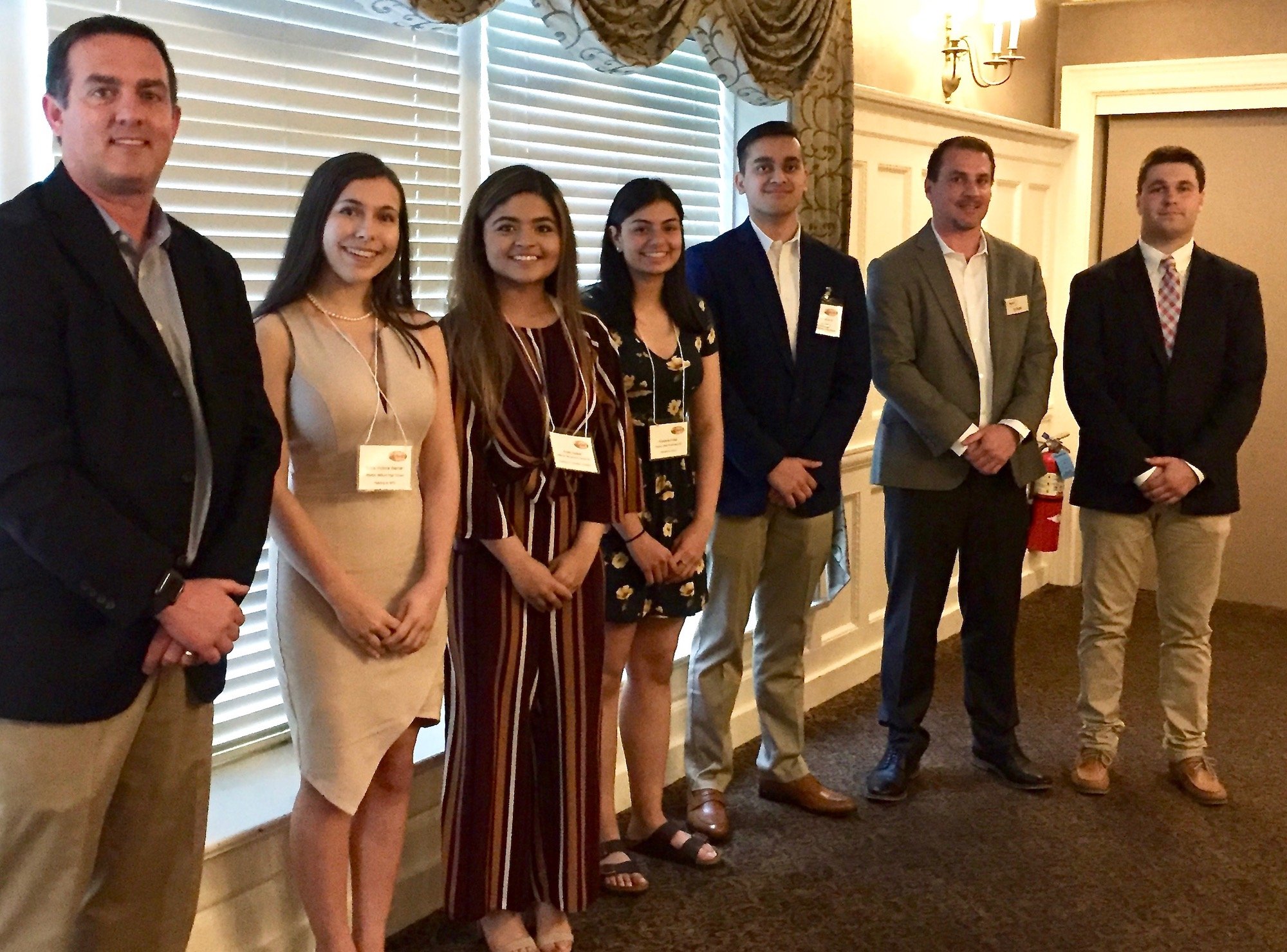 2019 Monks Service Scholarship Award Winners