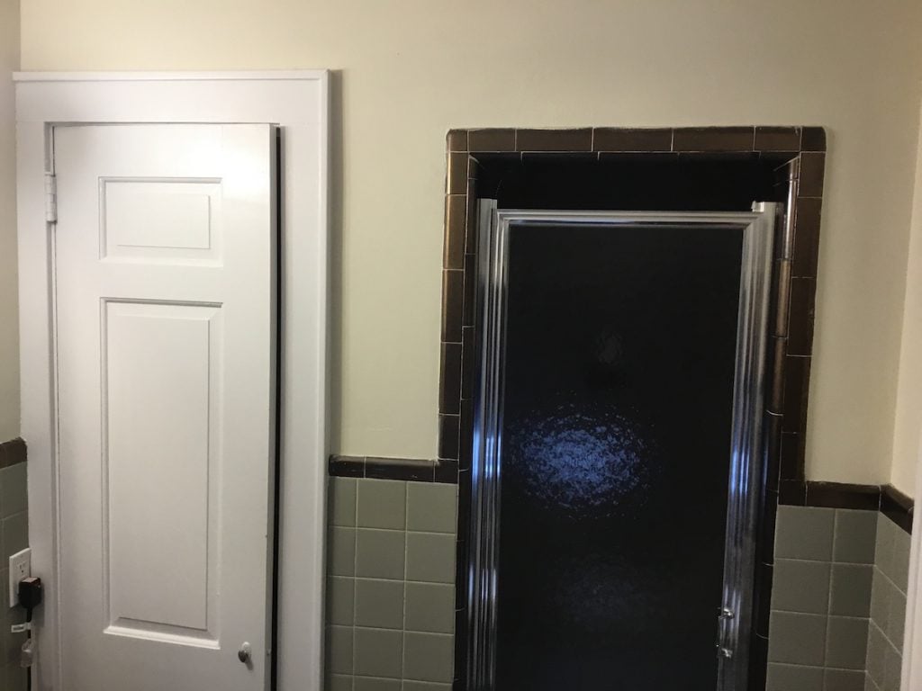 Very Narrow Shower Next to Narrow Closet