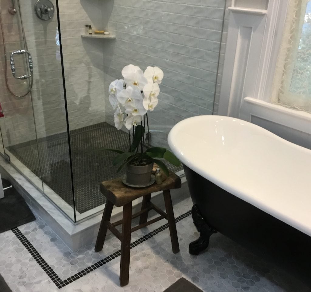 Shower and Bathroom Tile Ideas