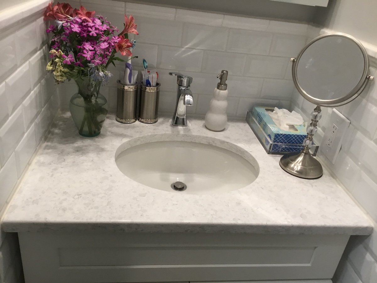 Beveled Subway Tile Vanity Surround