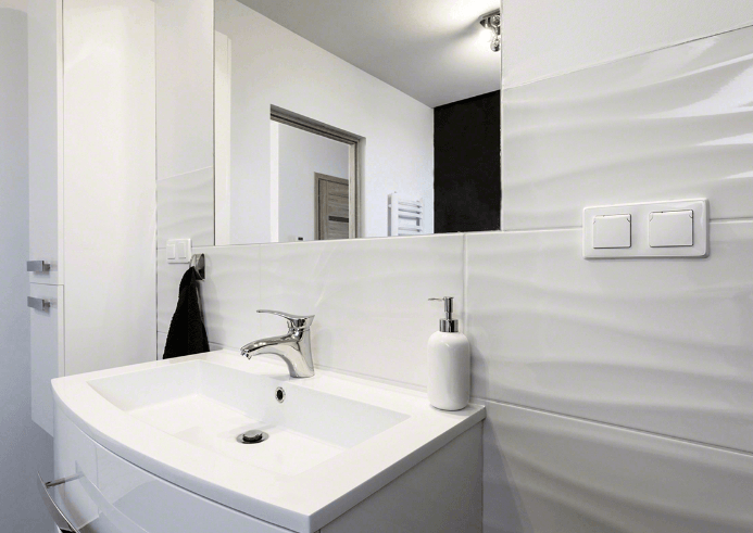 Wavy Bathroom Tile