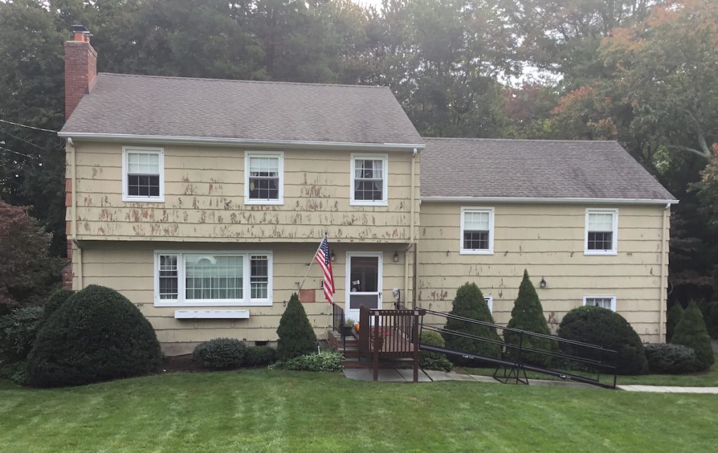 Cedar Shake Siding in Need of Paint