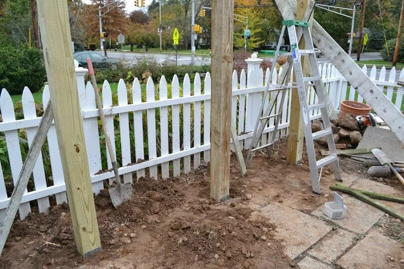New posts for the pergola