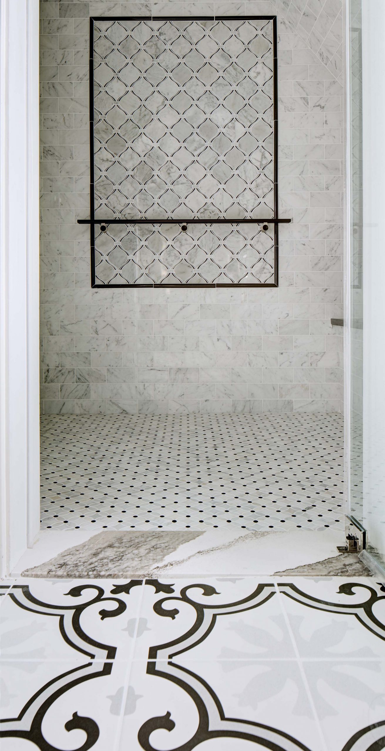 New shower with tile pattern